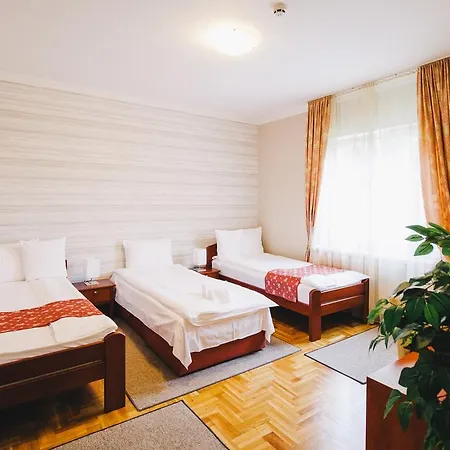 Πανσιόν Forest