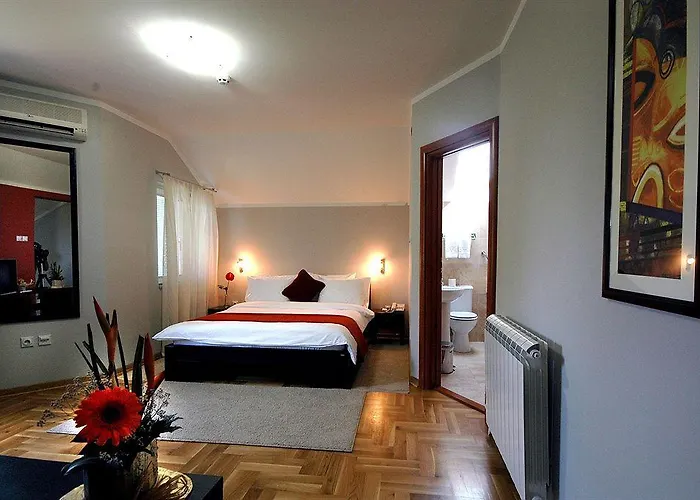 Forest Guest house 4*